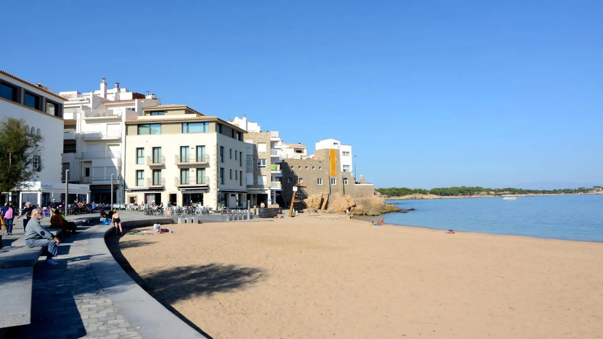 El Gavia 1-1 Apartment L'Escala