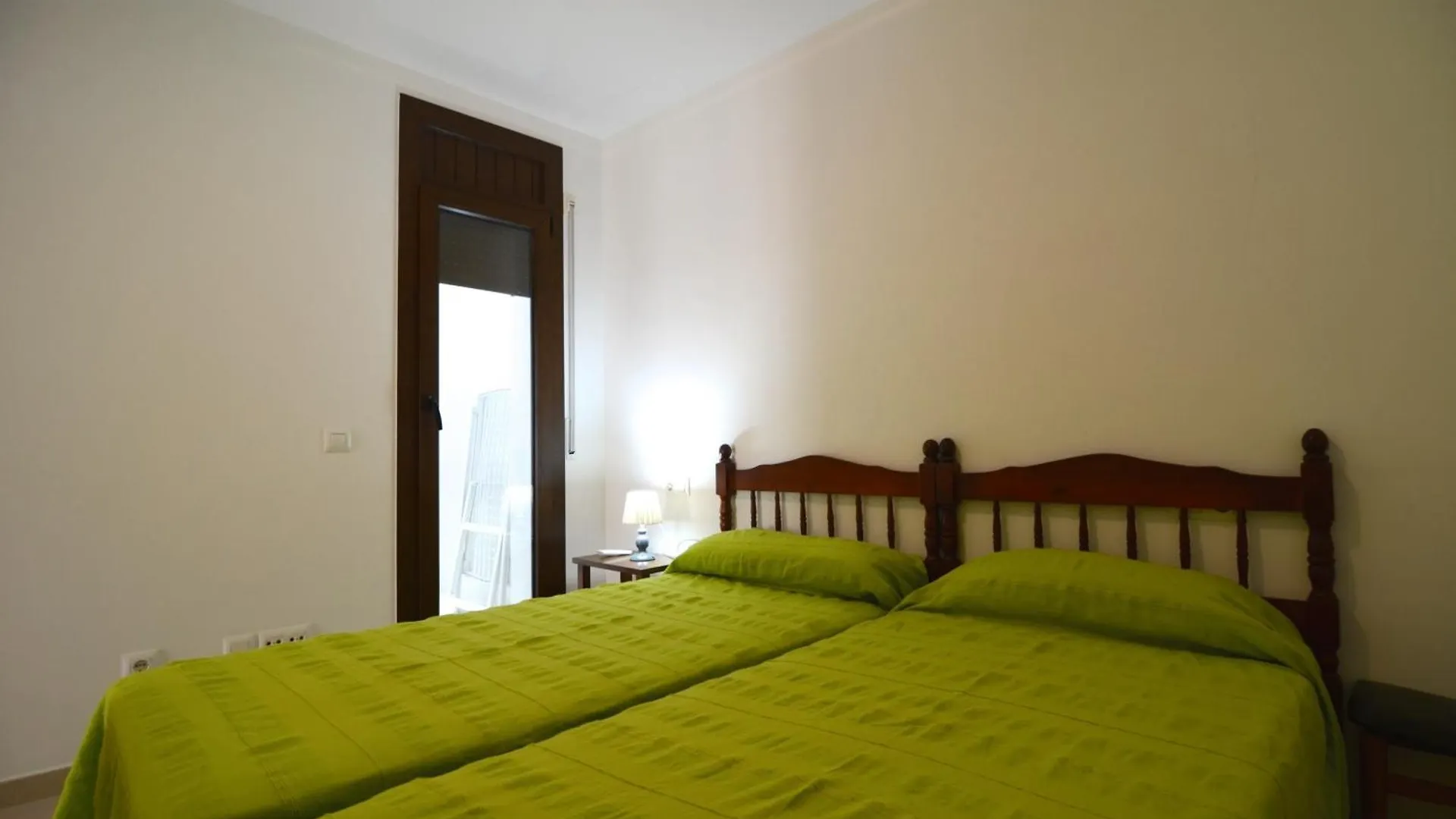 El Gavia 1-1 Apartment L'Escala 0*,